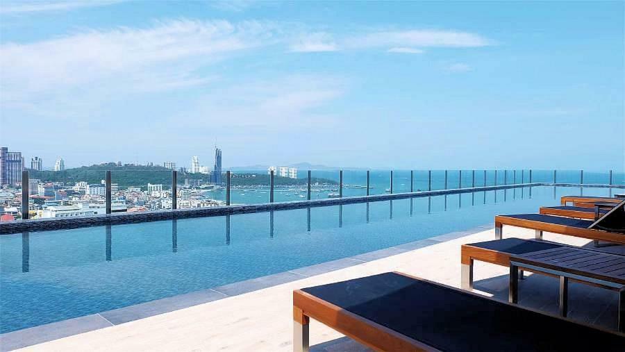 The Base Central Pattaya By Pattaya Holiday Exterior photo