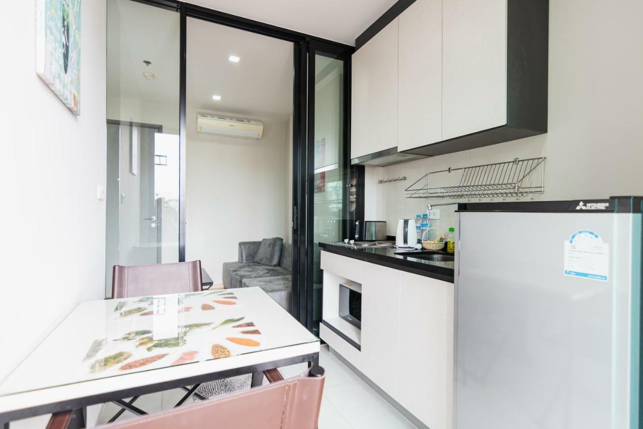 The Base Central Pattaya By Pattaya Holiday Exterior photo