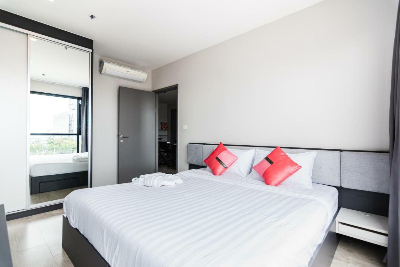 The Base Central Pattaya By Pattaya Holiday Exterior photo